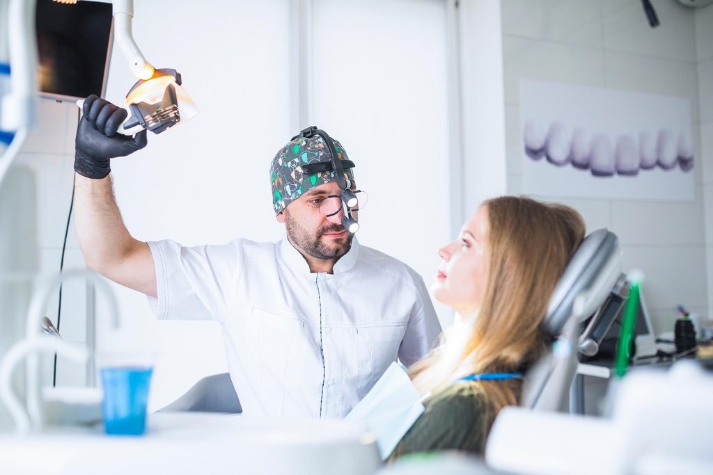 qué mirar antes de elegir dentista