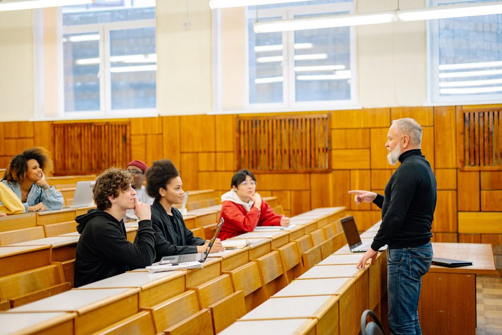 mejores academias de Madrid